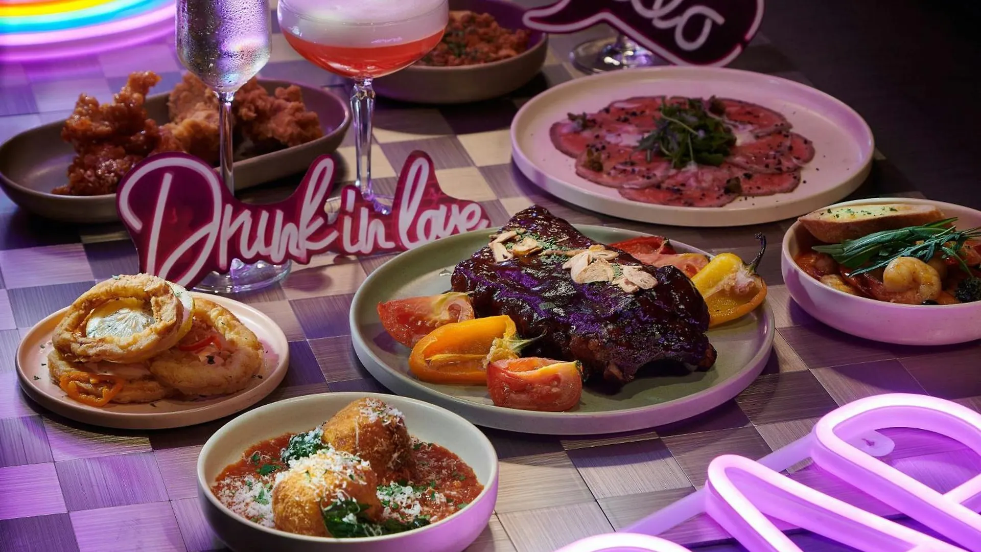 Moxy Seoul Myeongdong Hotel