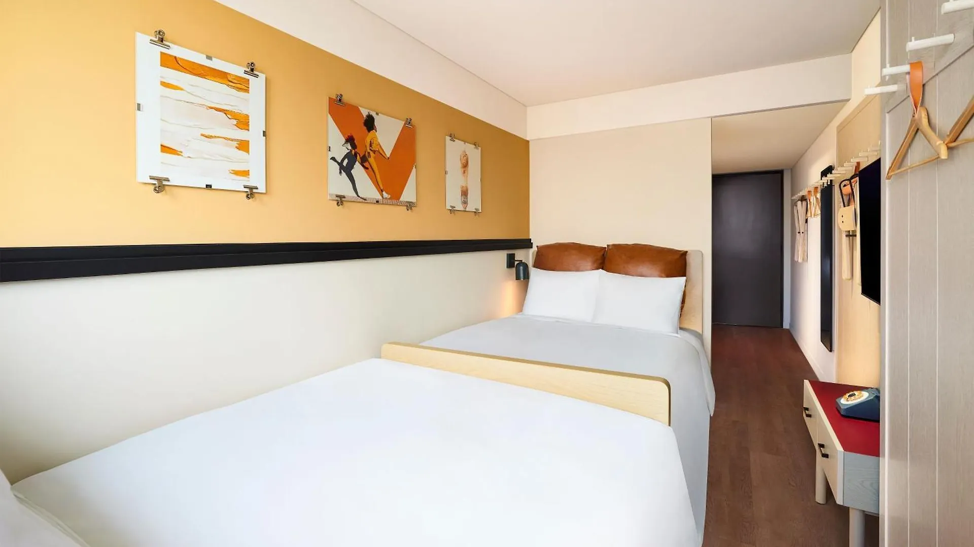 Moxy Seoul Myeongdong Hotel